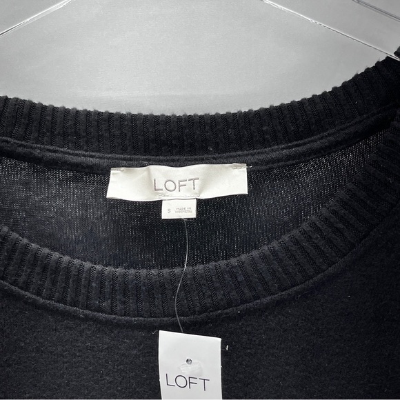 NEW LOFT Sweater Size Small Black Scoop Neck Round Hem Soft Minimalist Capsule - Picture 2 of 7